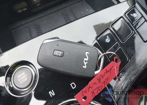 2024 Kia Sportage Hybrid Ex from USA, damaged, VIN KNDPVCDG7R7155612